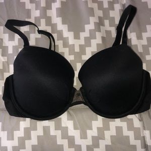 Black Victoria’s Secret Bra
